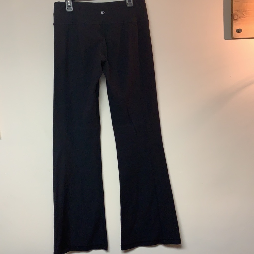 Lululemon active pants - Picture 2 of 4